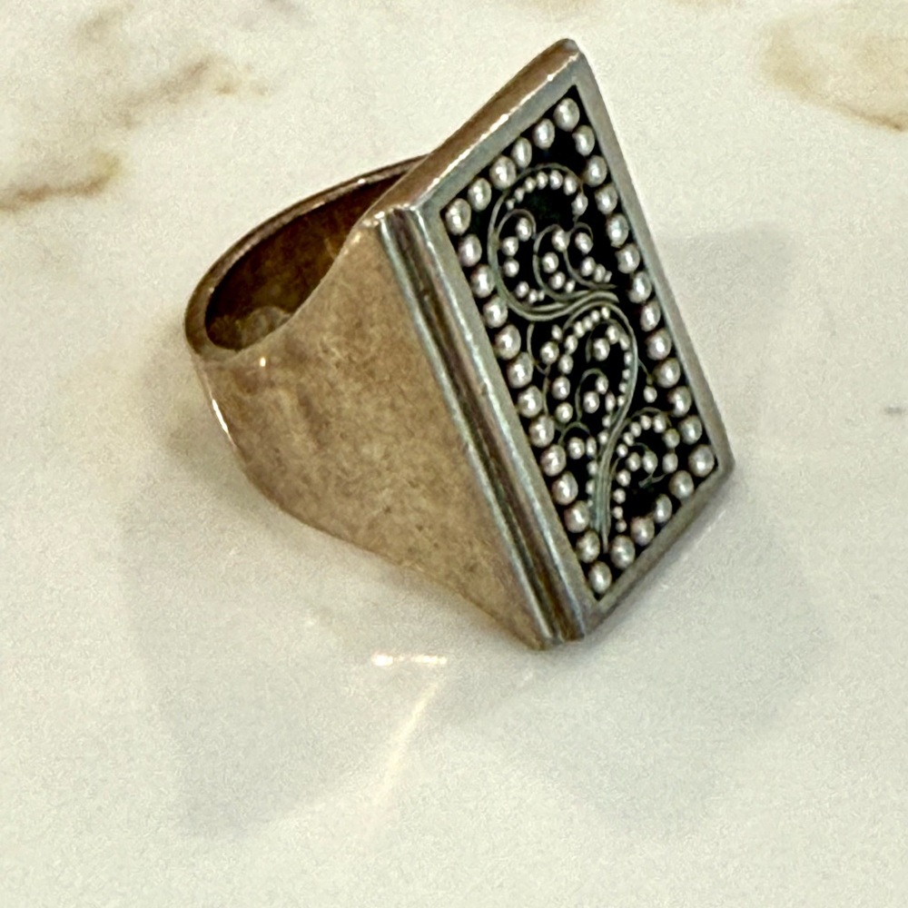 Lois Hill Elegant Silver Statement Ring - Size 6 - image 3
